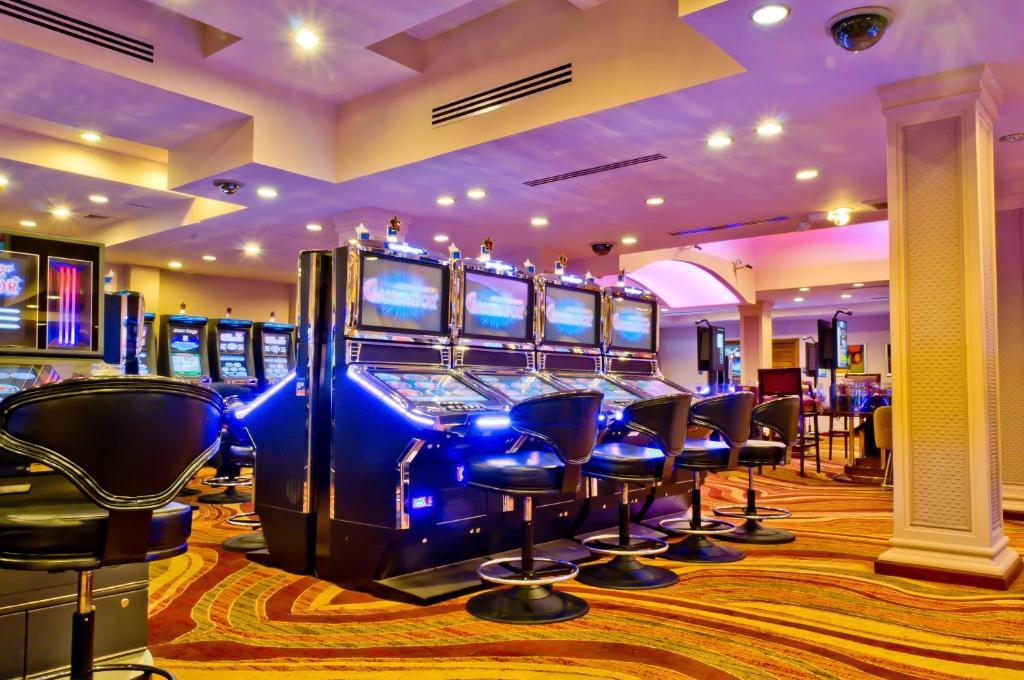 Savannah Hotel & Casino Paramaribo Esterno foto