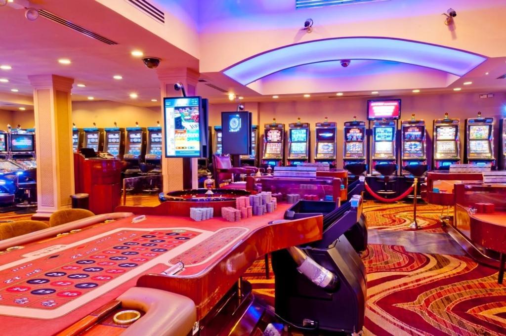 Savannah Hotel & Casino Paramaribo Esterno foto